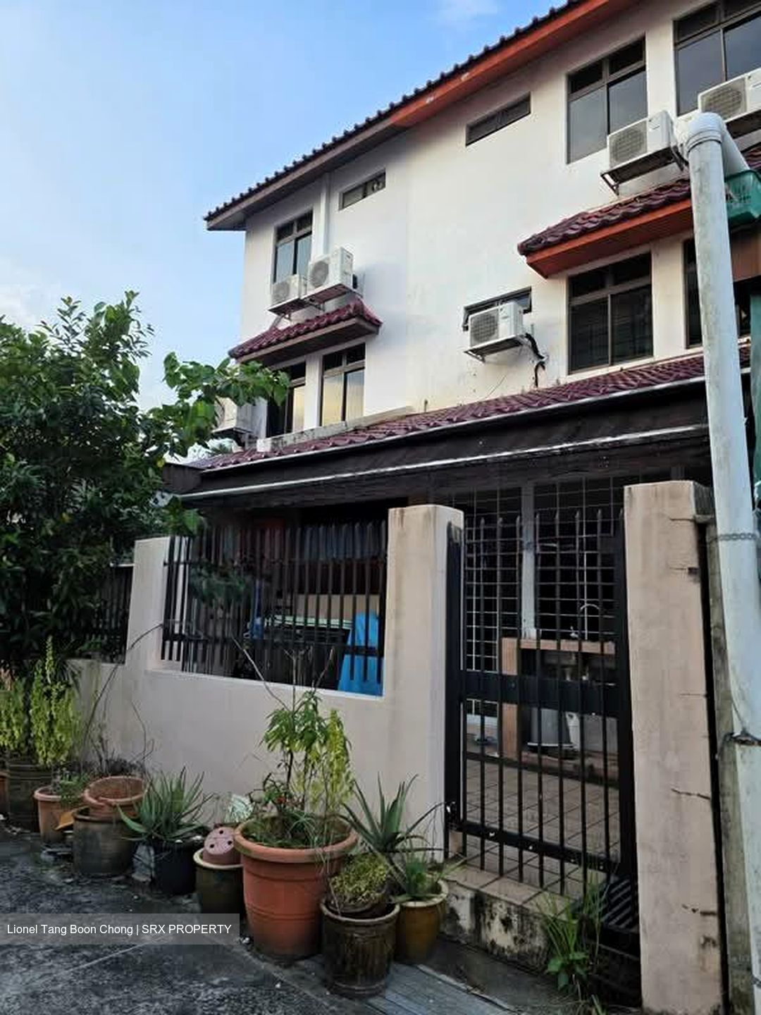 Onan Road (D15), Terrace #582749391